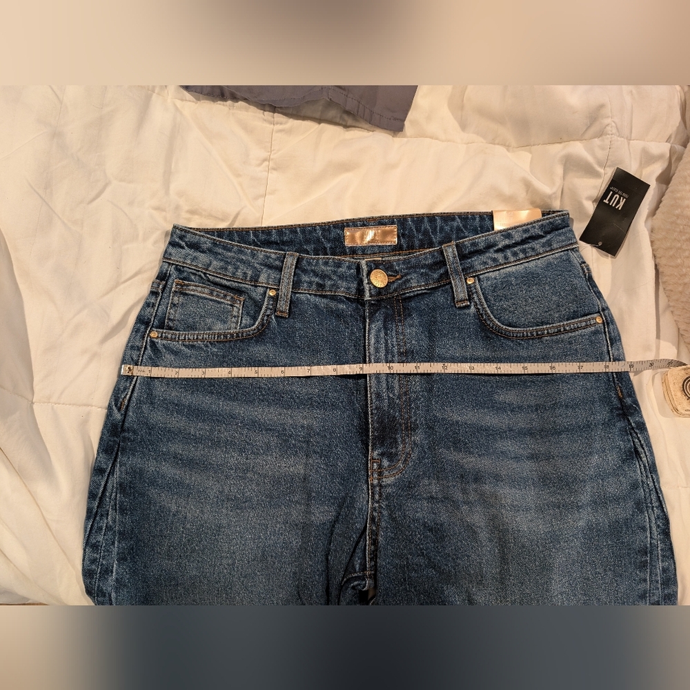 NWT. Classic Blue Women's Jeans - Picture 8 of 9